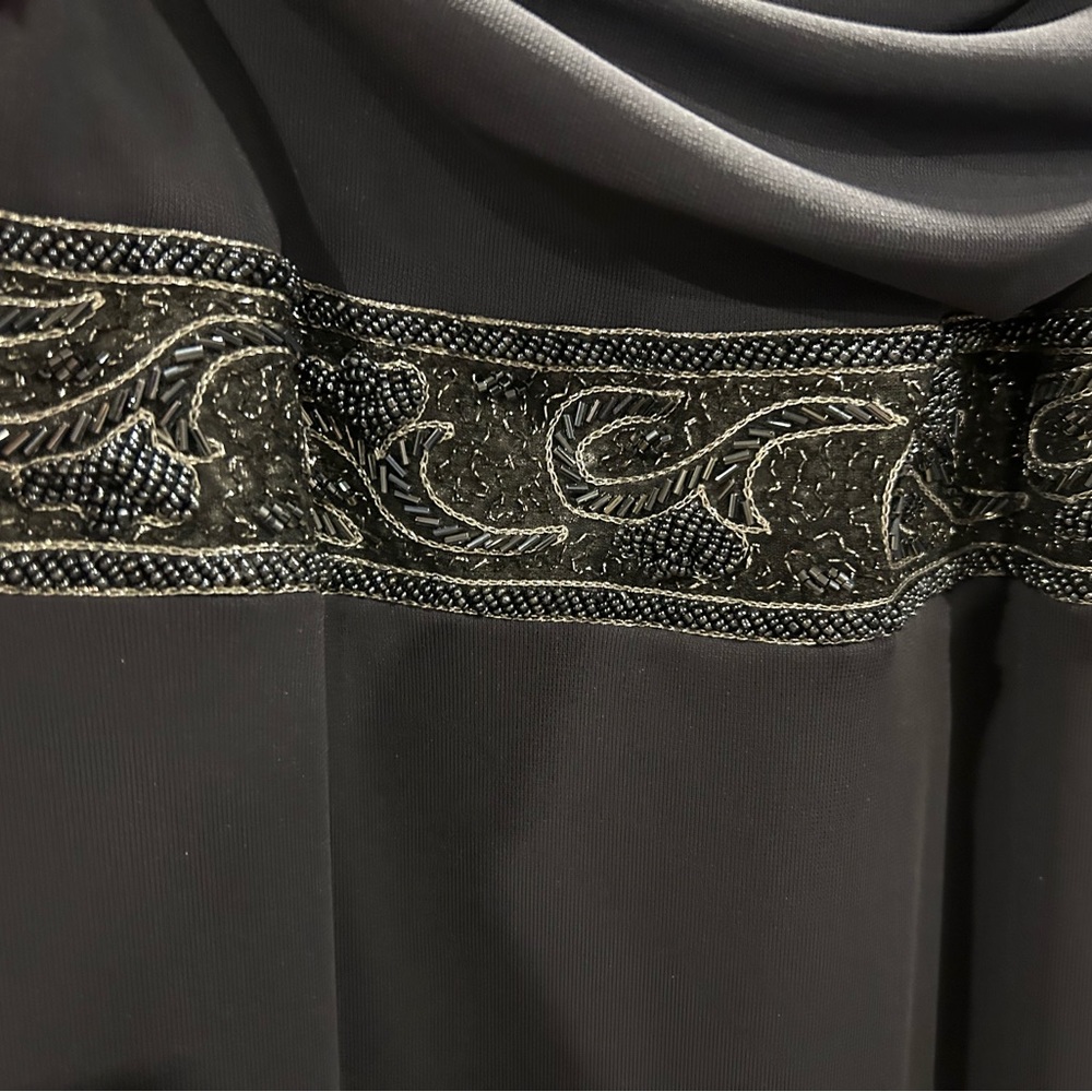 Event gown - Picture 2 of 7